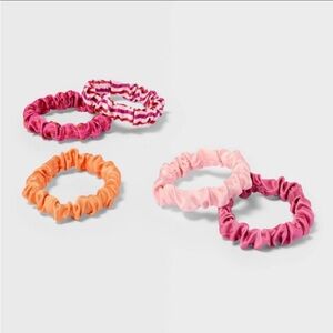 NWT Roller Rabbit Pink and Orange Hair Scrunchies Set